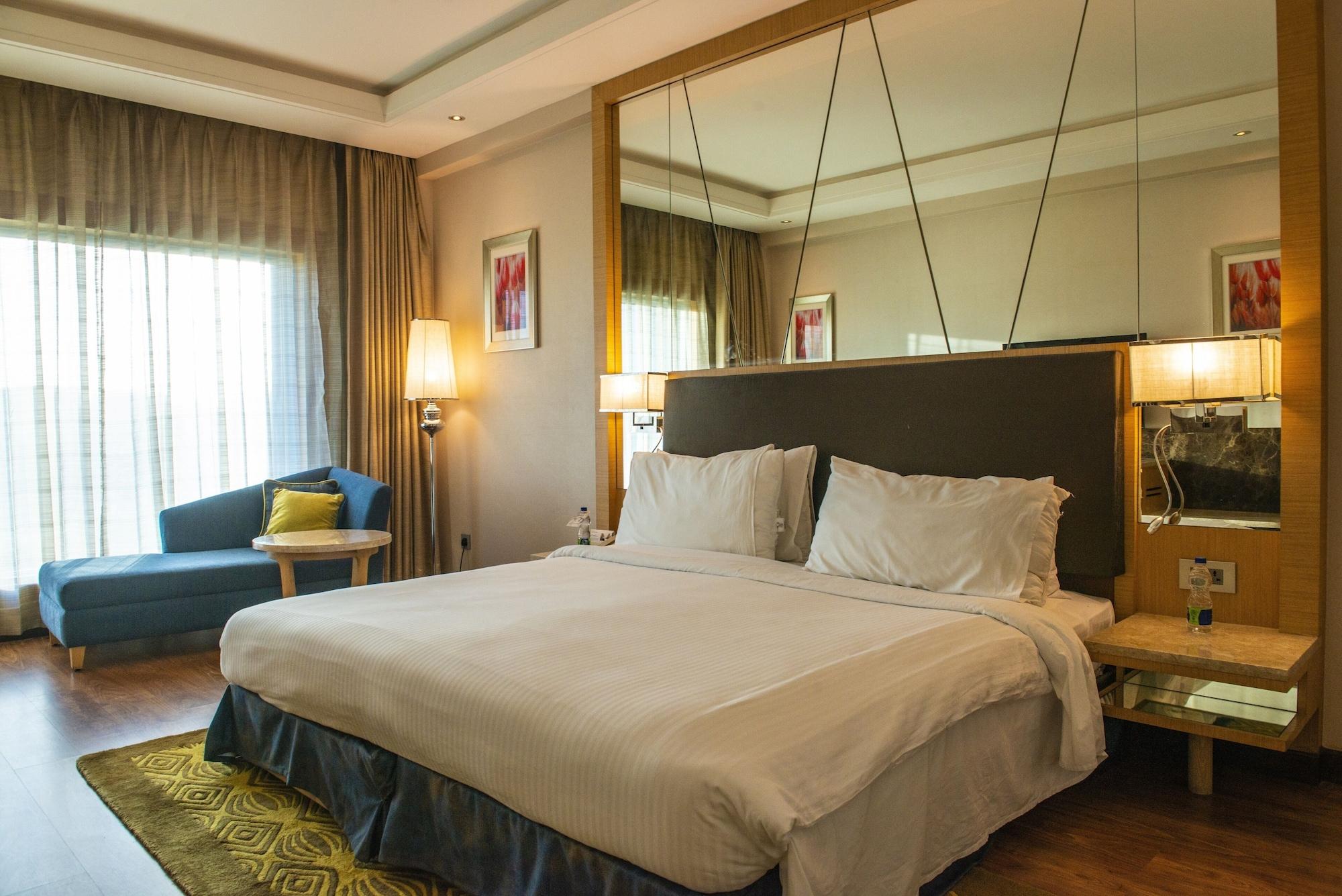 Radisson & Kandla Hotel 4*