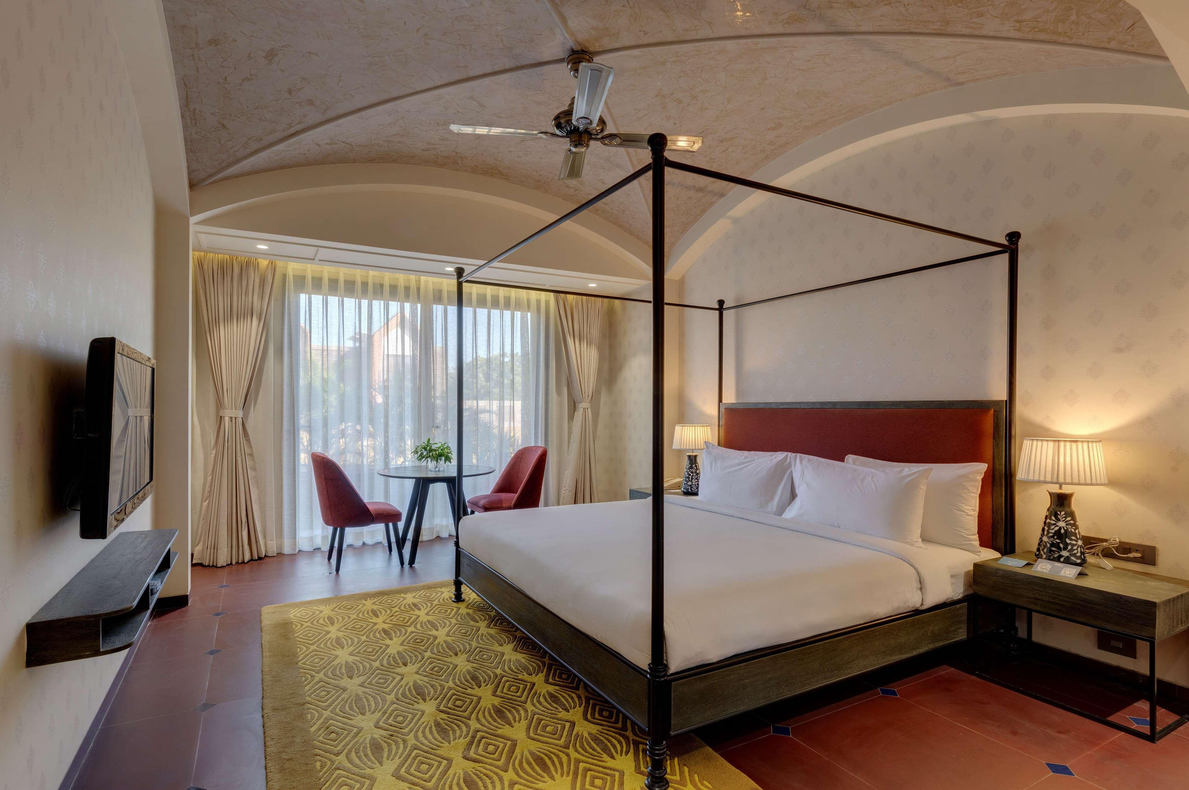 Hotel Radisson & Kandla Gandhidham