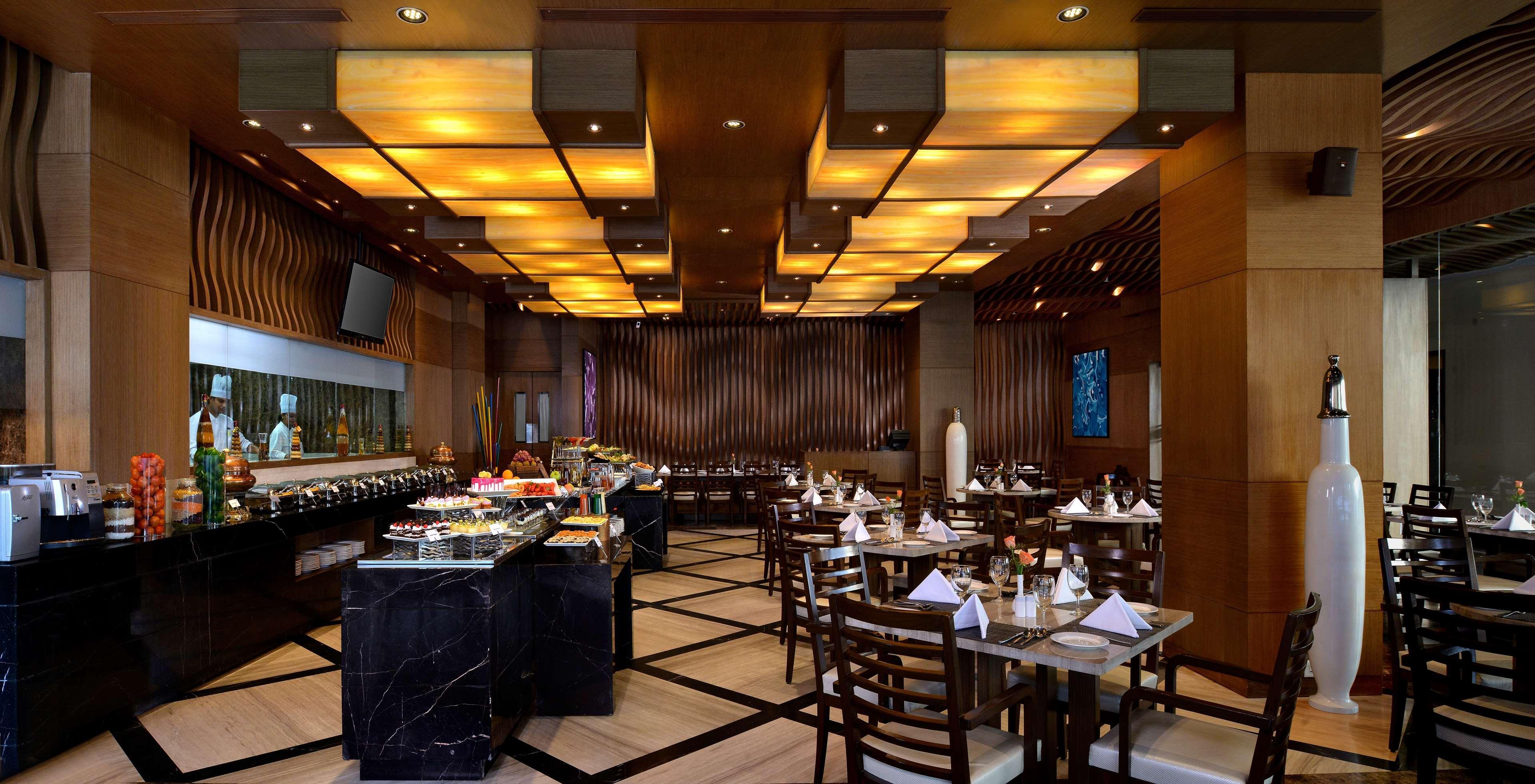 Radisson & Kandla 4*