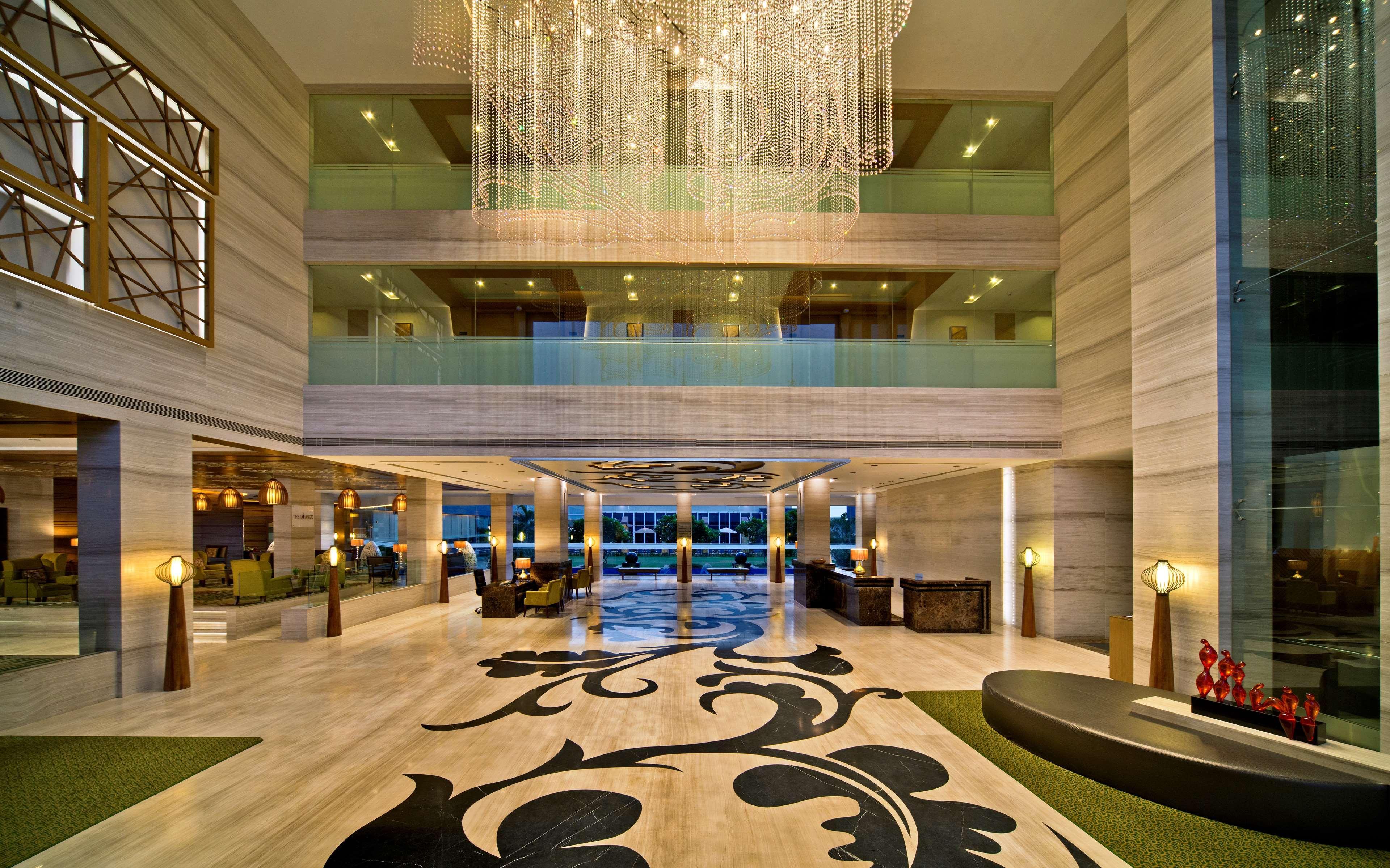 Radisson & Kandla 4*
