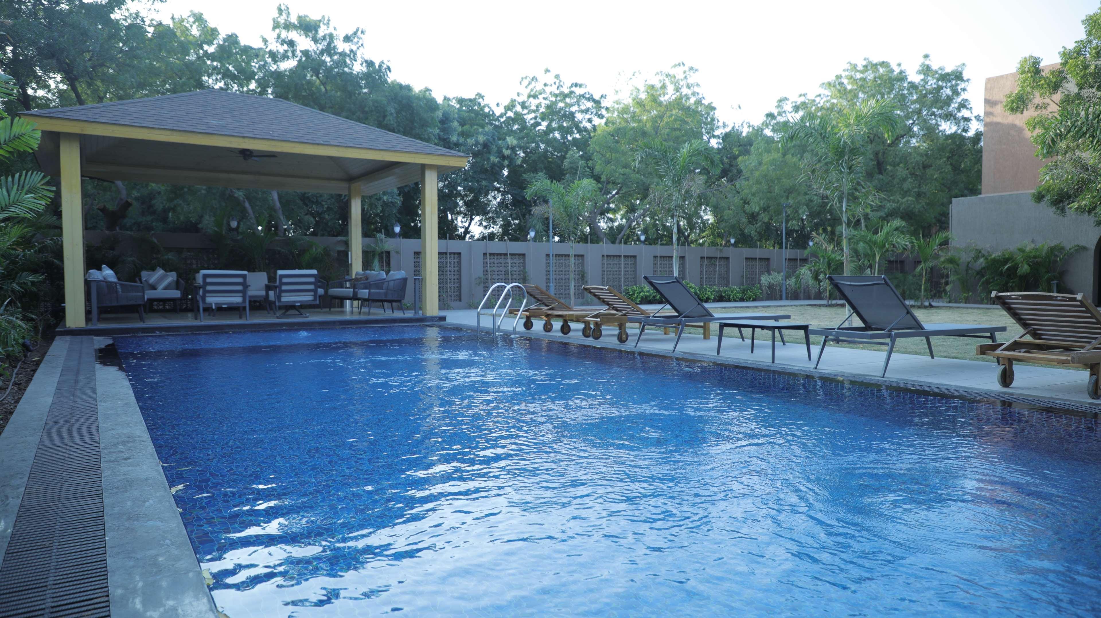 Radisson & Kandla 4*