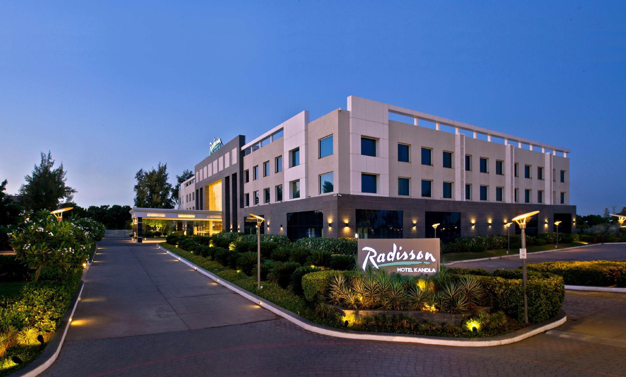 Radisson & Kandla 4*