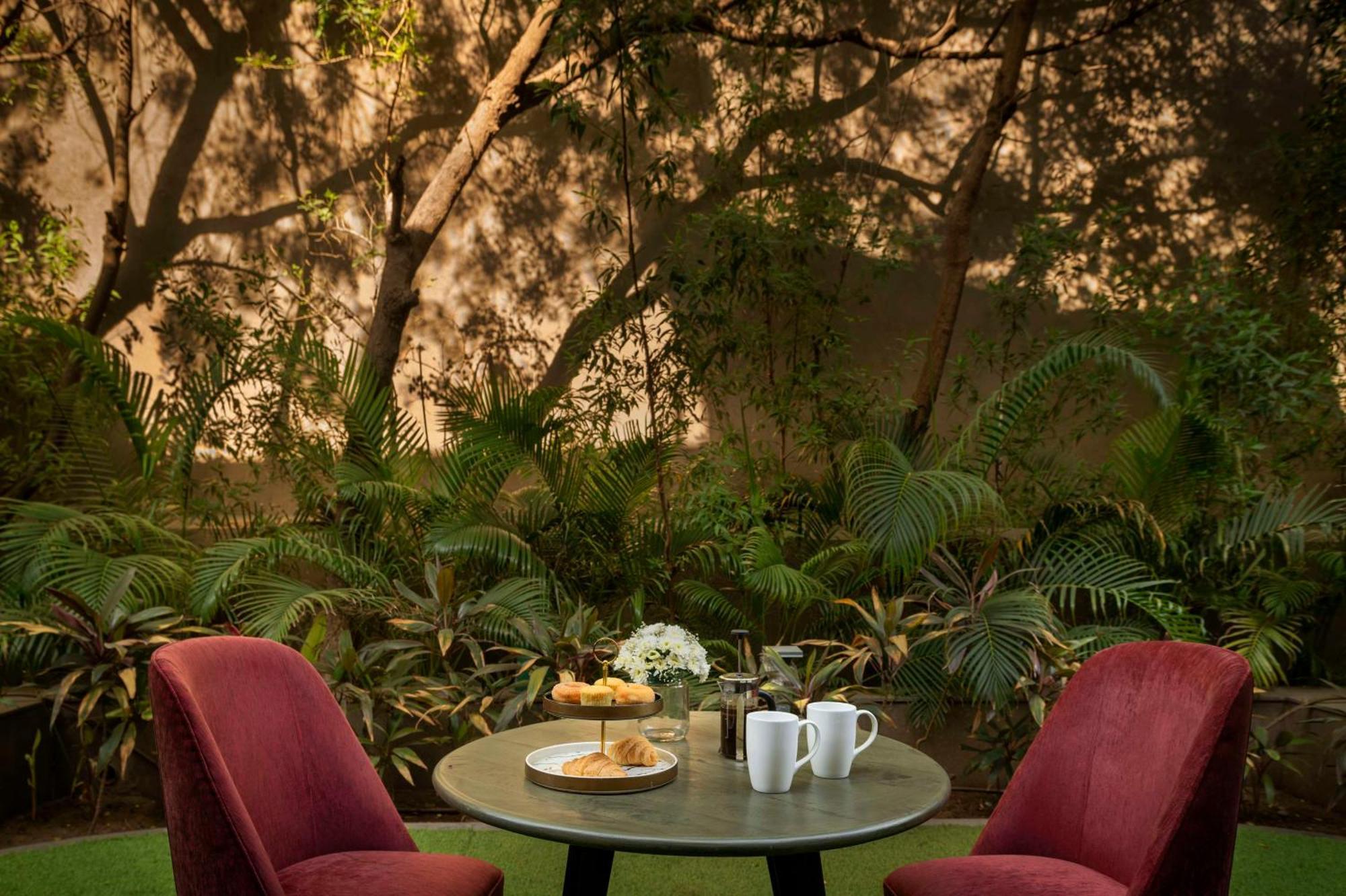 Hotel Radisson & Kandla 4*